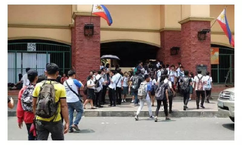 5.7M Filipino Students to Get Free College in 2026 Budget