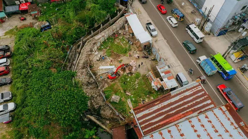 Bacolod Mayor Halts Neo Food Corp Over Illegal Creek Fencing