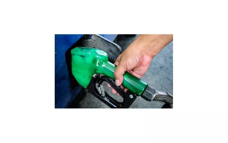 Fuel Prices Rise Again: Gas Up P0.50, Diesel Up P1.00