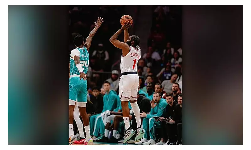 James Harden Drops 55 Points, Sets Clippers Record vs Hornets