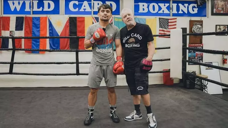 Jimuel Pacquiao Turns Pro on Nov 29, Trained by Freddie Roach