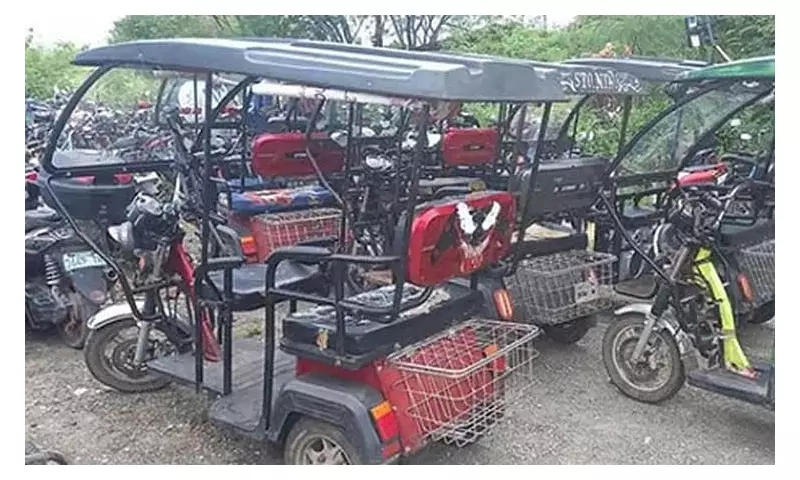 LTO Bans E-Bikes and E-Trikes on National Highways Starting Dec 1