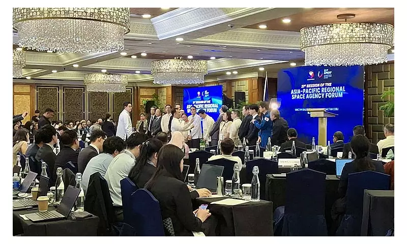 Marcos Champions Space Tech for Disaster Response at APRSAF-31 in Cebu