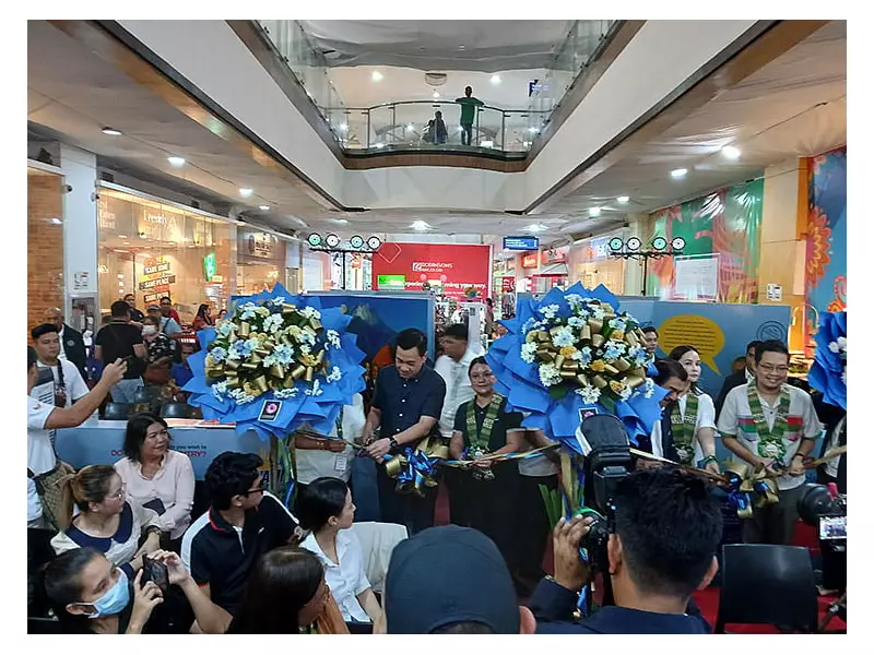 OVP Marks 90th Year with Bacolod Exhibit, Grants P15K Aid to 20 Negrenses