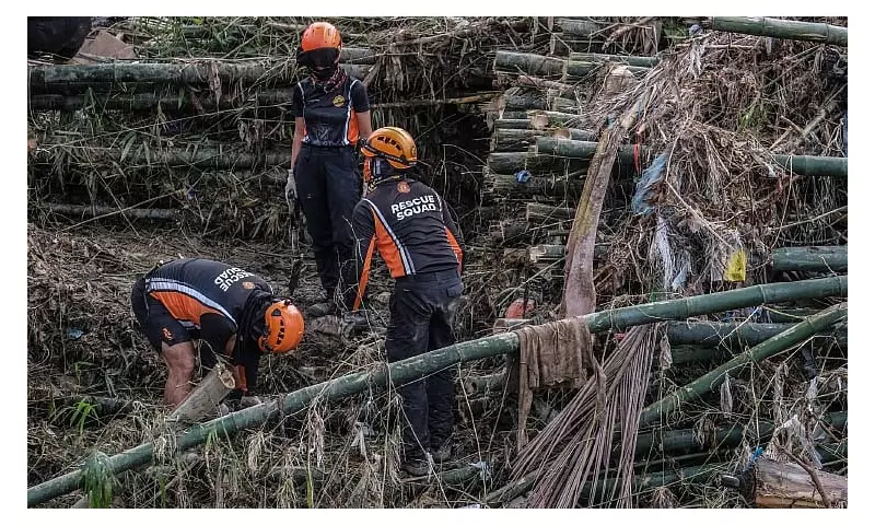 Typhoon Tino Orphans Girl as Parents Swept Away in Barangay Paril