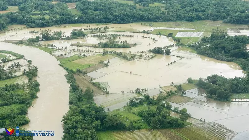 Typhoon Tino Ravages Western Visayas: 3 Dead, Widespread Flooding and Destructive Winds Reported