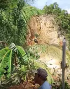 Landslide in Naga, Cebu Injures 6, Buries 9 Homes