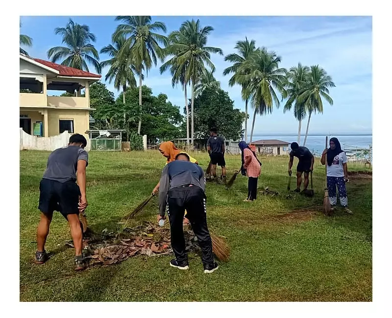101st Infantry Battalion, BLGU Lead Clean-Up Drive in Sulu Towns