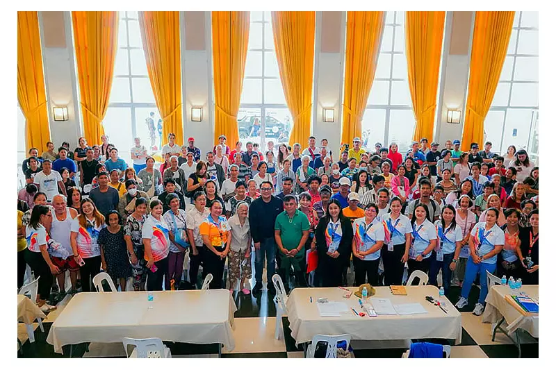 145 Bacolod Fire Victims Receive P4.39M Housing Aid from NHA, City