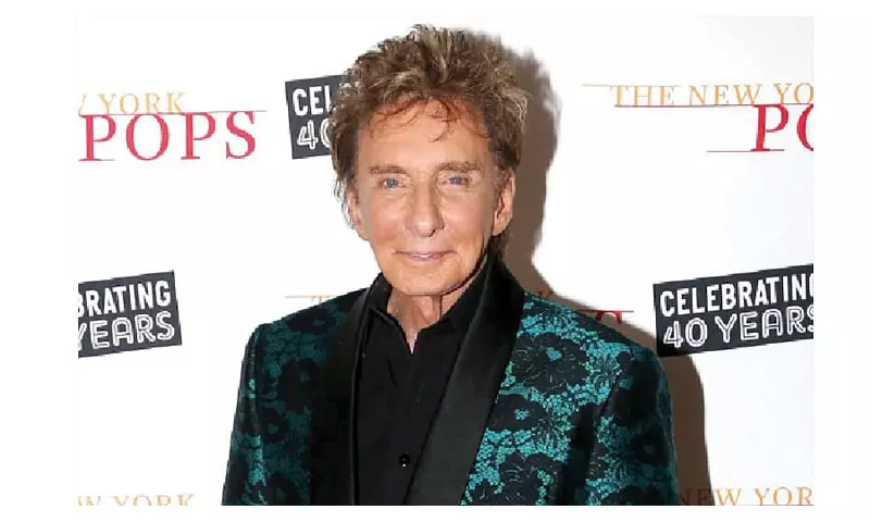 Barry Manilow, 82, Postpones 2026 Tour After Lung Cancer Diagnosis