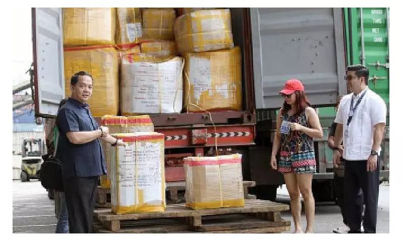 BOC Delivers 130,000 Abandoned Balikbayan Boxes After Marcos Order