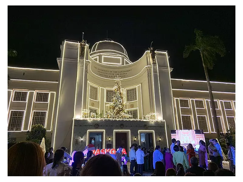 Cebu Capitol Lights Christmas Tree, Cancels Grand Party for Disaster Recovery