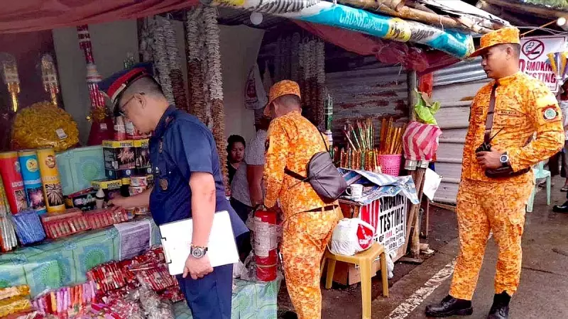 Cebu Police Tighten Firecracker Monitoring, Only 18 Retailers Allowed