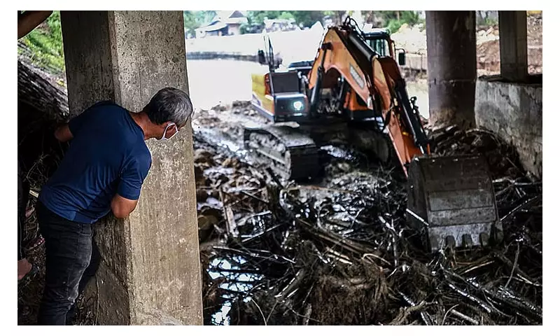 Compostela City Struggles to Recover a Month After Typhoon Tino Flooding