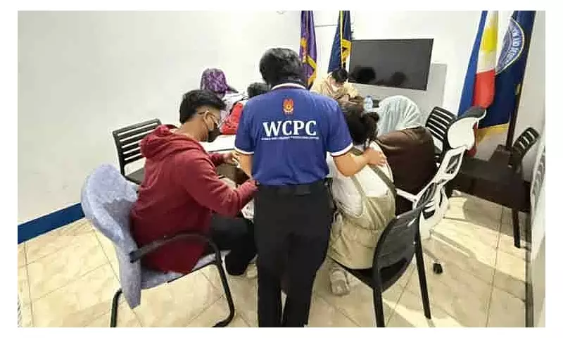 Davao Prosecutor: No Such Thing as 'Overprotective' for Kids Online