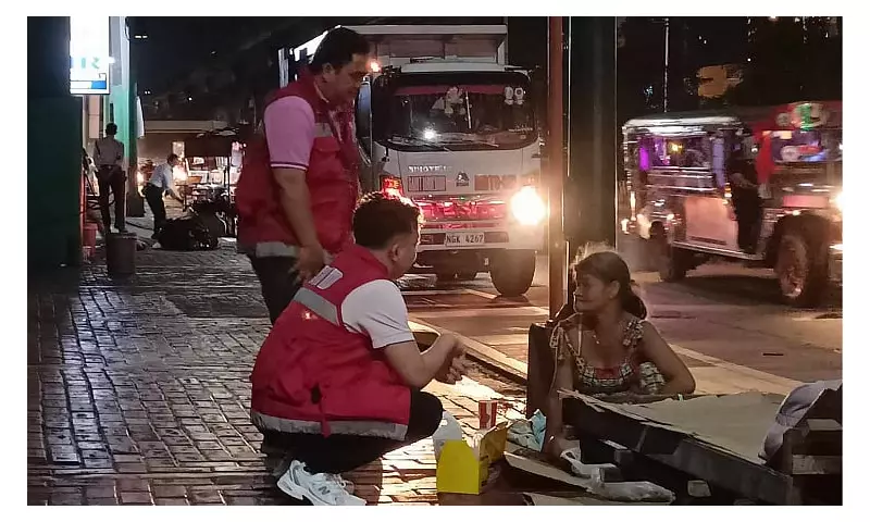 DSWD-Davao's Pag-Abot Program Aids 124 Street Families Ahead of Holidays