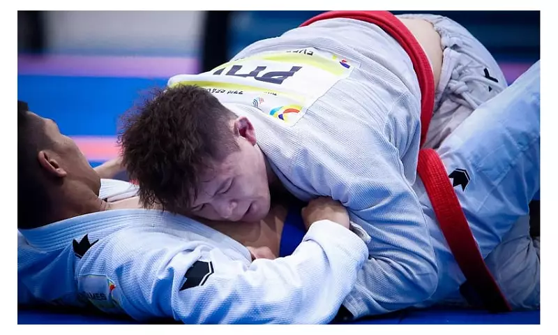 Marc Alexander Lim Wins Two SEA Games Bronze Medals With Torn ACL