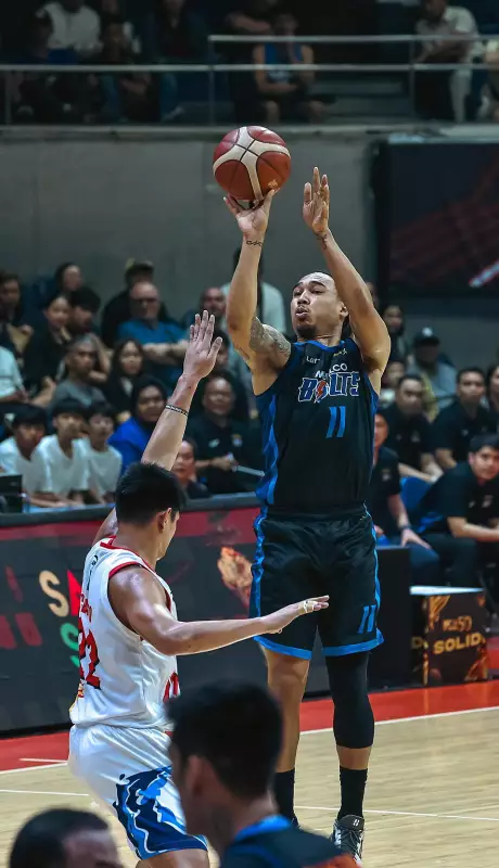 Meralco Bolts Clinch Final Semis Berth, Newsome's 31 Points KO Rain or Shine