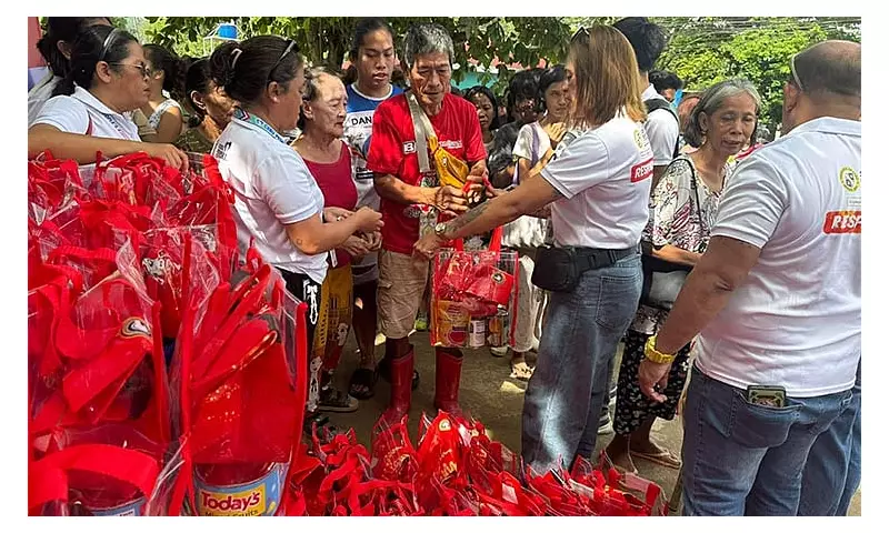 Senator Imee Marcos Brings Christmas Cheer to 800 Typhoon Tino Victims in Danao and Liloan