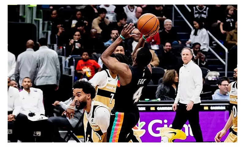 Spurs Extend Win Streak to 6, Fox Drops 27 vs Wizards
