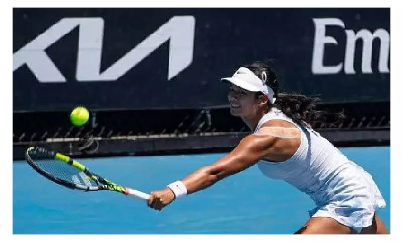 Alexandra Eala's Australian Open Debut Ends in First-Round Doubles Loss