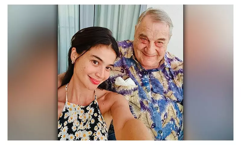 Anne Curtis Mourns Father James Curtis-Smith's Death at 80+