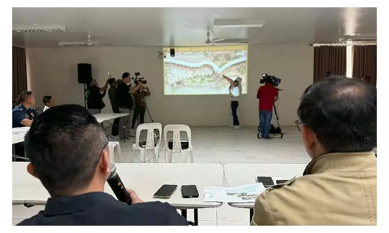 Arayat Flood Control Failure Displaces 22 Families, Officials Coordinate Resettlement