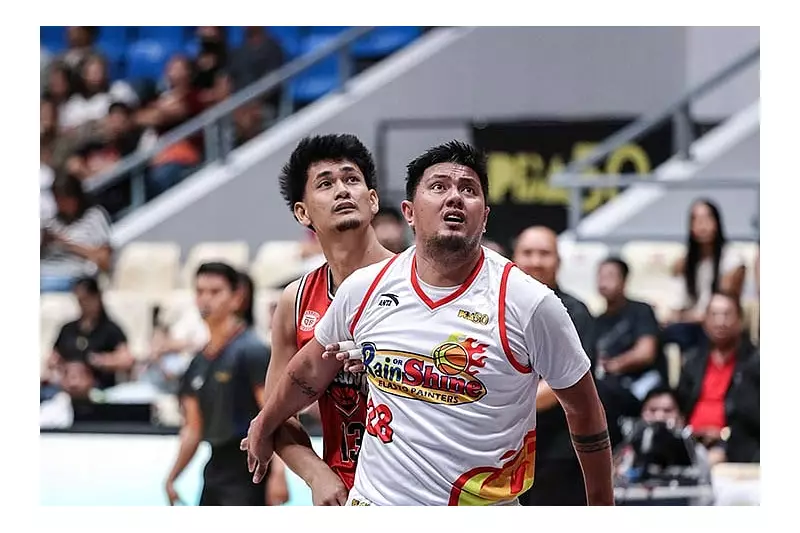 Beau Belga Signs New Contract with Rain or Shine, Reaches 15-Year Milestone