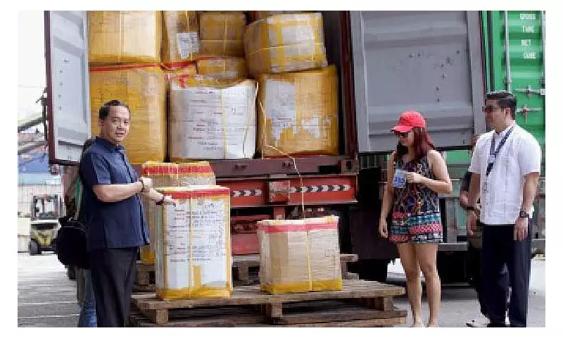 BOC Aims to Deliver Thousands of Abandoned Balikbayan Boxes to OFW Families Within 60 Days