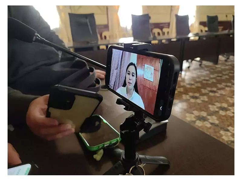 Cebu Barangay Captain Apologizes After Viral No-Helmet Video