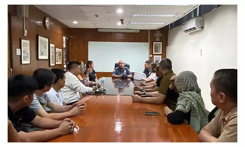 Cebu Police Meet Cellshop Owners to Address Stolen Phone Trade