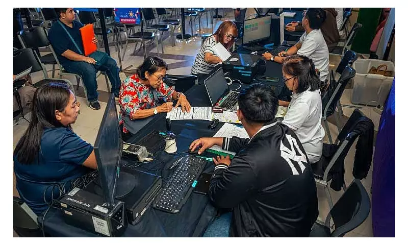 COMELEC, JDN Realty Open Voter Registration at Newpoint Mall in Angeles City