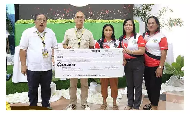 Davao de Oro Governor Boosts Cooperatives with Financial Aid