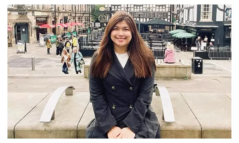 Davao Nurse, Unborn Baby Die in UK Crash; Husband Critical
