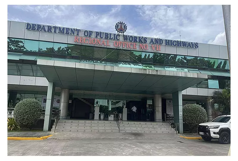 DPWH 7 Warns Public About Scammers Using New Director's Name in Cebu