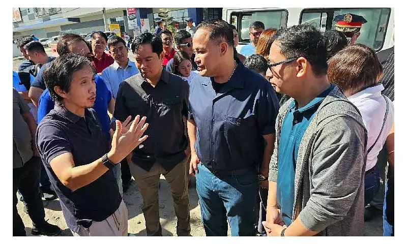 DPWH Secretary Vince Dizon Orders Early Completion of MacArthur Highway Section in Apalit, Pampanga