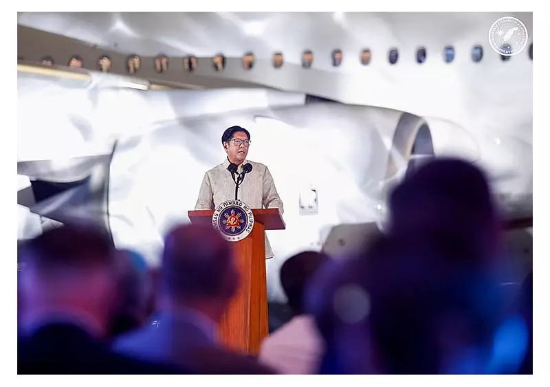 Marcos Pushes World-Class Airports, Connectivity for PH Growth