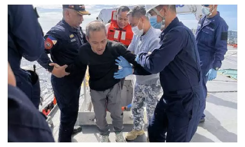 Philippine Coast Guard Receives 15 Survivors, 2 Deceased from Chinese Counterparts After Vessel Capsizes