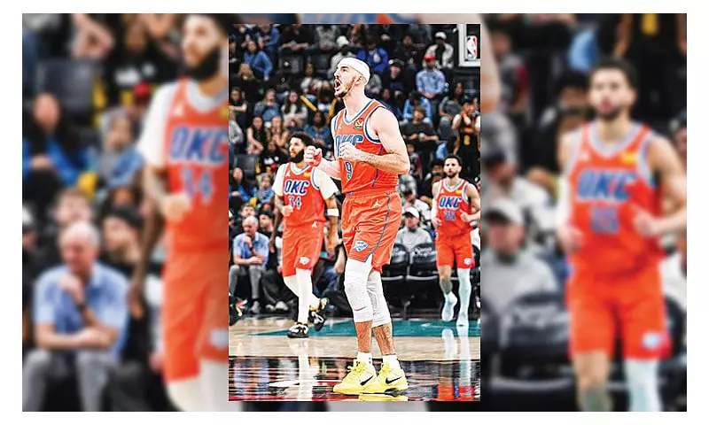 Thunder Edge Grizzlies 117-116 on Caruso's Game-Saving Block