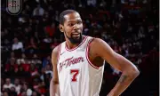 Kevin Durant's Clutch Three Lifts Rockets Over Suns, 100-97