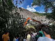 Landslide at Binaliw Landfill Halts Waste Collection in Cebu, Mandaue