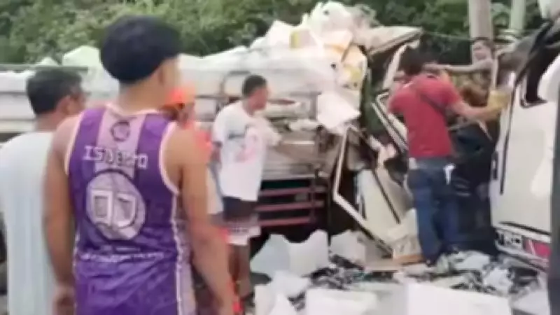 17 Injured in Collision Between Fish-Laden Truck and Passenger Van in Aklan