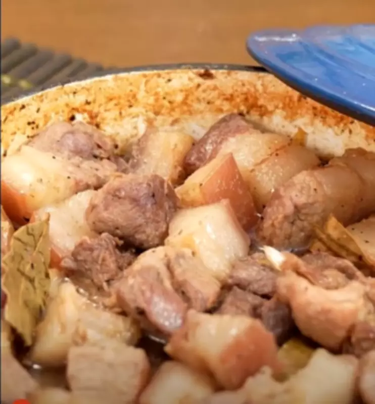 Authentic Filipino Adobong Puti Recipe: A Step-by-Step Guide to White Adobo