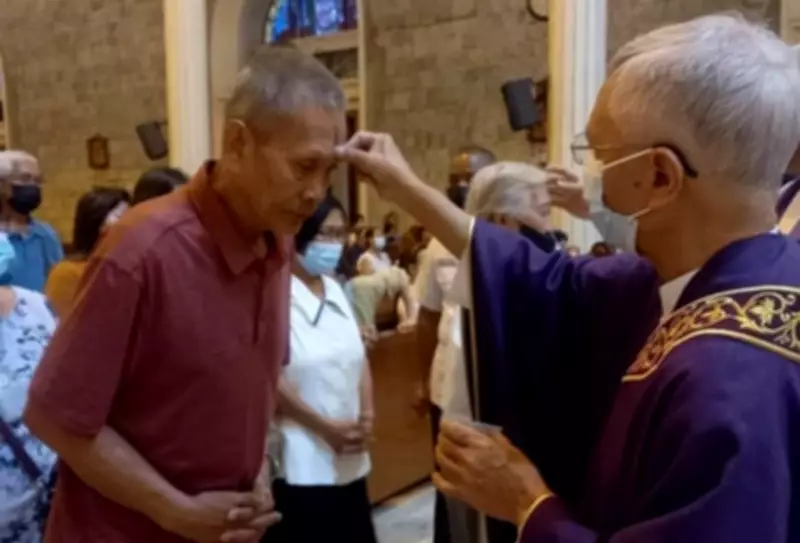 Manila Archbishop Urges Faithful to Shed 'Useless Attachments' This Lent