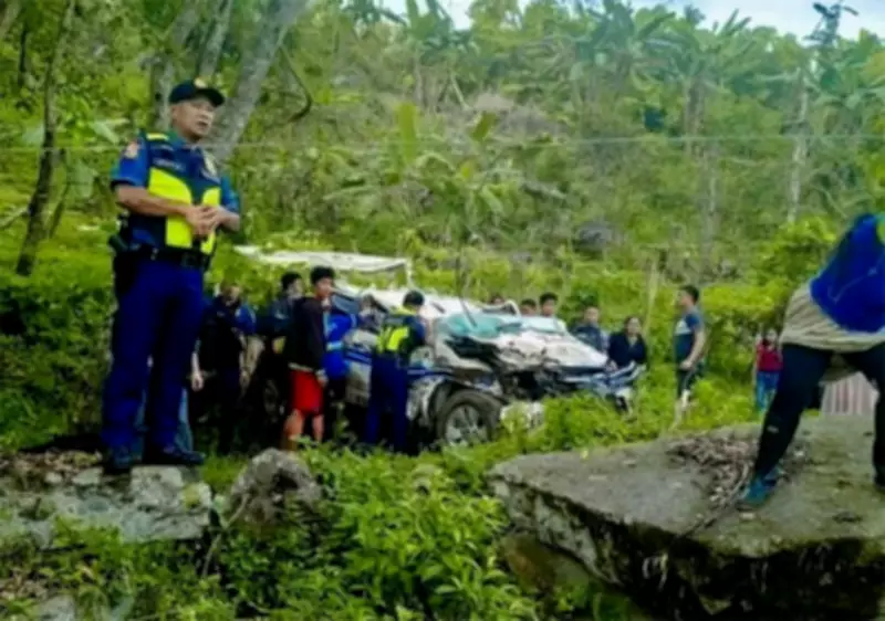 PNP Pledges Full Support to Families of Officers Killed in Misamis Occidental Crash