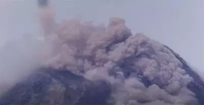 DOLE Deploys Emergency Employment for 1,132 Mayon Volcano-Displaced Workers