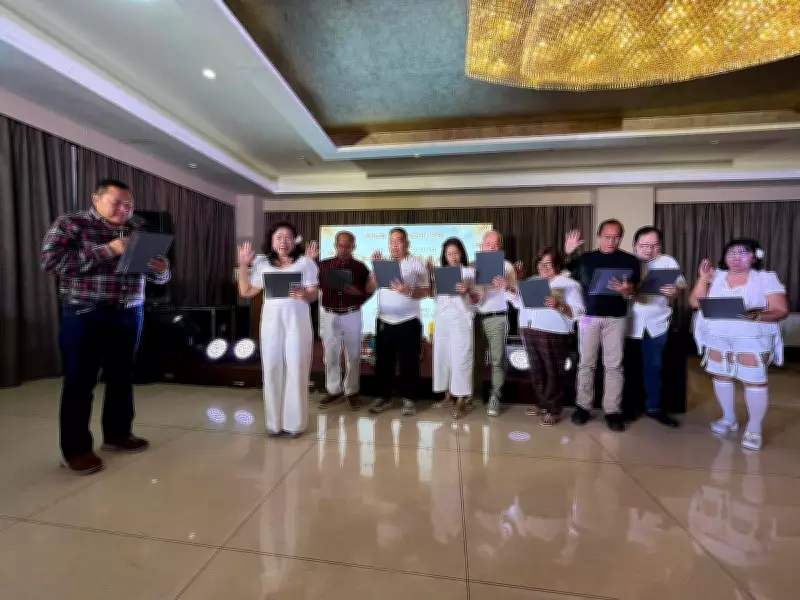 Abellana National School Batch '76 Inducts New Officers in Ceremony