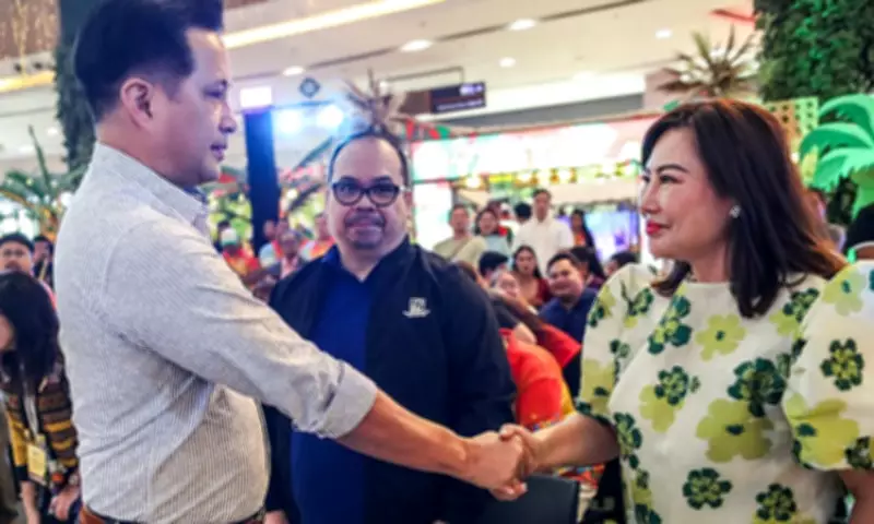 Cebu Officials Reunite Professionally at Tourism Fair Amid Tax Dispute