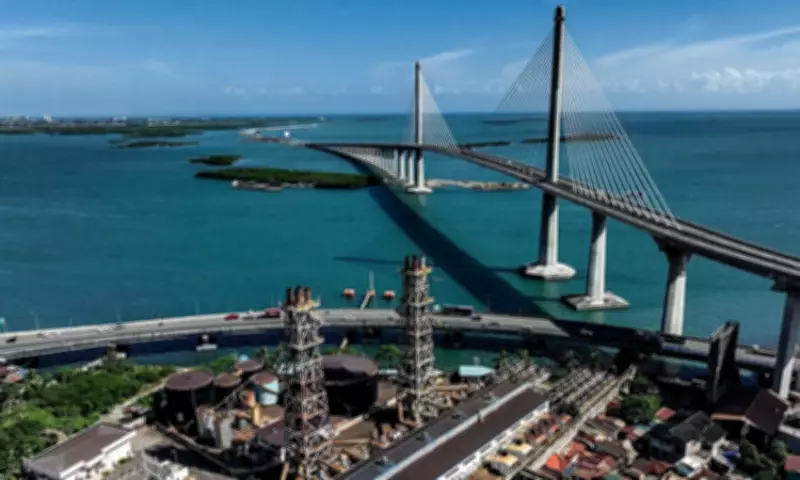 Fuel Price Surge Threatens Philippine Shipping and Power Sectors