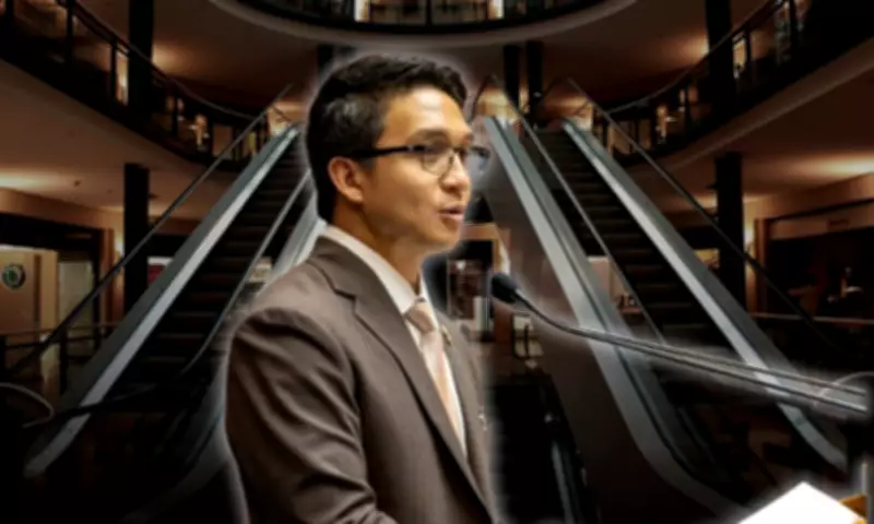 Lawmaker Proposes Study on Shorter Mall Hours to Address Energy Security Concerns